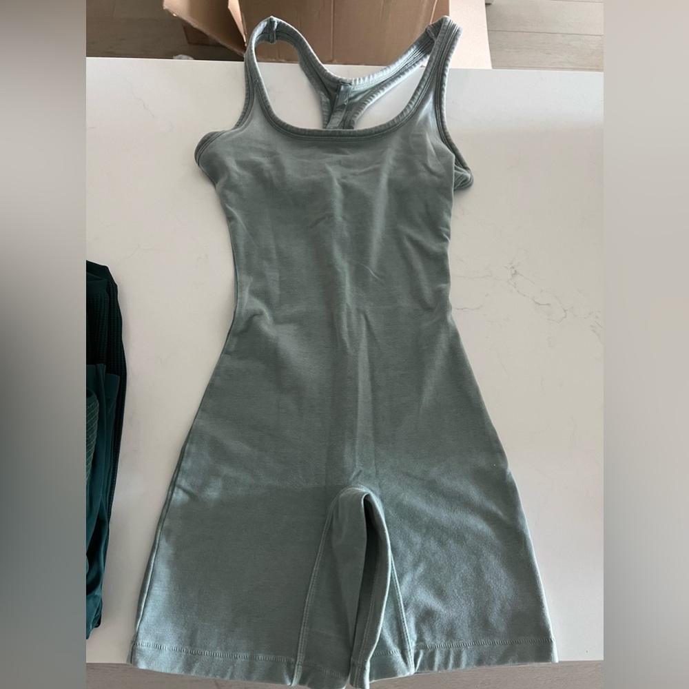 Skims Outdoor Basics Mid-thigh Bodysuit in Blue Chalk, Size Xs, Like New